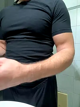 giovan2020 online show from 11-17-25, 10:47