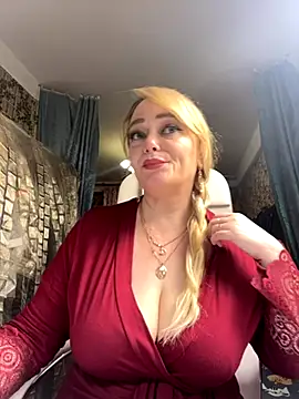 Sweet-blonde online show from 11-28-25, 05:13