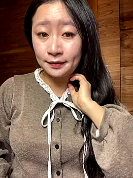 violet-00 online show from 11-22-25, 12:43