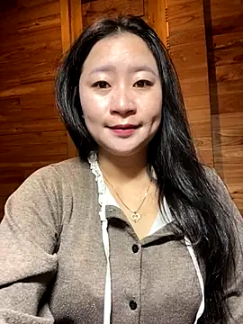 violet-00 online show from 12-18-25, 01:11