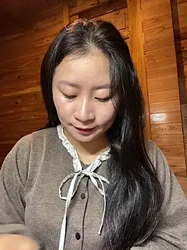 violet-00 online show from 12-22-25, 01:50