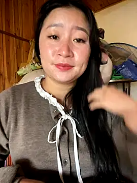 violet-00 online show from 10-29-25, 02:54