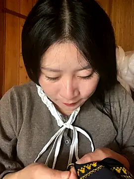 violet-00 online show from 10-26-25, 12:55