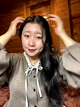 violet-00 online show from 12-17-25, 01:10