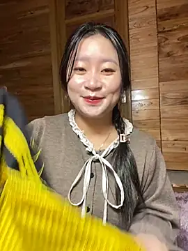 violet-00 online show from 11-26-25, 01:38