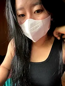 violet-00 online show from 09-25-25, 12:49