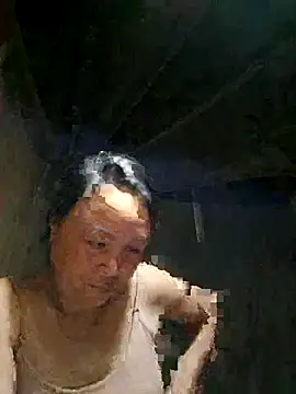 xuxulovezz online show from 11-07-25, 01:15