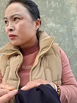 xuxulovezz online show from 02-21-26, 02:02