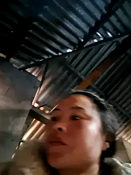 xuxulovezz online show from 02-10-26, 03:49