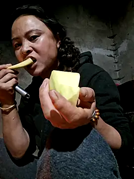 xuxulovezz online show from 03-07-26, 12:28