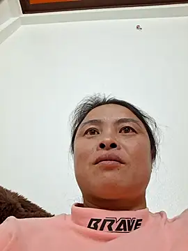 xuxulovezz online show from 11-21-25, 12:48