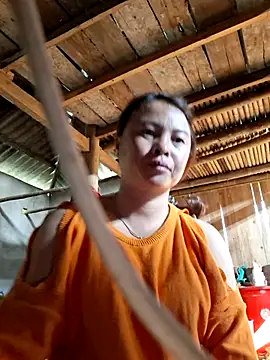 xuxulovezz online show from 04-07-26, 12:56