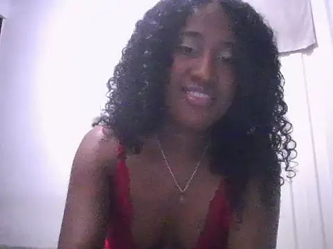 Snapshot of Susy16 chatting on 11-13-25, 05:22 Susy16 online show from 11-13-25, 05:22