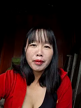 Snapshot of helenzz chatting on 10-07-25, 12:33 helenzz online show from 10-07-25, 12:33