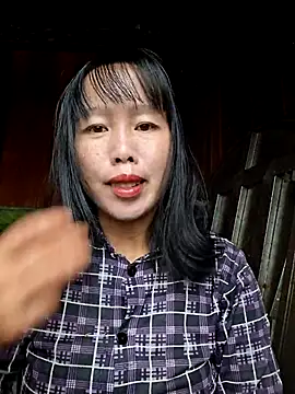 Snapshot of helenzz chatting on 10-04-25, 12:34 helenzz online show from 10-04-25, 12:34