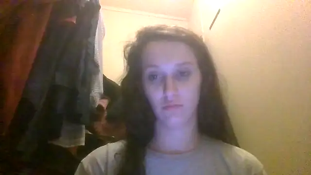 Snapshot of brunettebabexo3 chatting on 05-21-26, 12:24 brunettebabexo3 online show from 05-21-26, 12:24