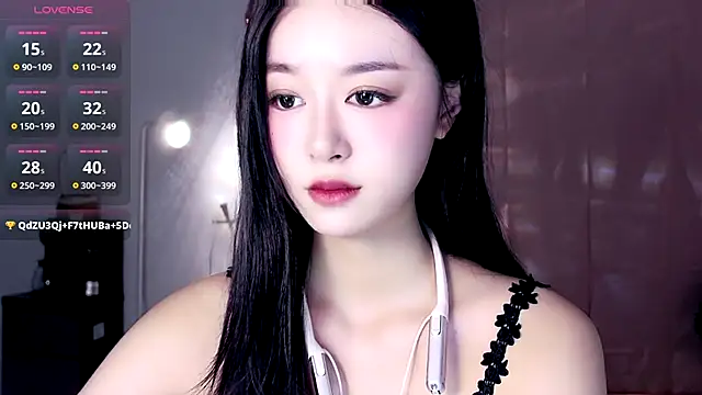 Nelly520 online show from 11-05-25, 06:05