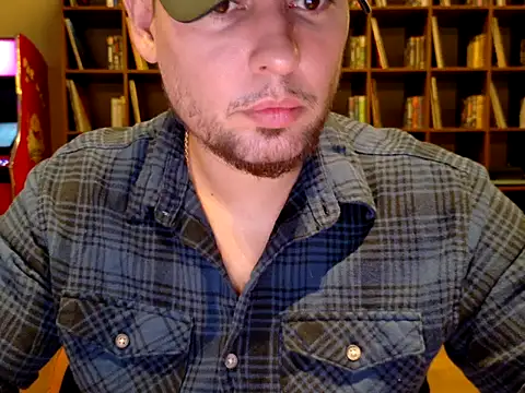 Snapshot of maximus888A chatting on 09-27-25, 11:49 maximus888A online show from 09-27-25, 11:49