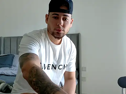 Snapshot of maximus888A chatting on 10-15-25, 09:50 maximus888A online show from 10-15-25, 09:50