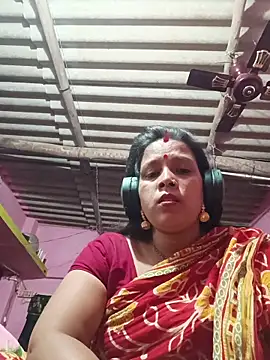 reya743 online show from 12-05-25, 03:54