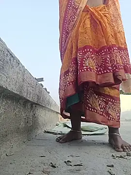 reya743 online show from 02-18-26, 10:55