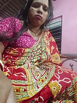 reya743 online show from 11-08-25, 04:10