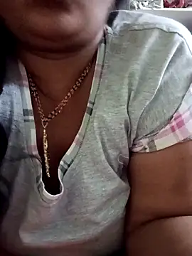 Snapshot of sowji_telugammai chatting on 09-30-25, 09:10 sowji telugammai online show from 09-30-25, 09:10