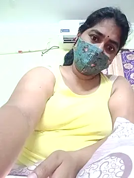 Snapshot of sowji_telugammai chatting on 09-27-25, 05:08 sowji telugammai online show from 09-27-25, 05:08