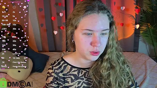 Elsie Cutties online show from 02-14-26, 01:06