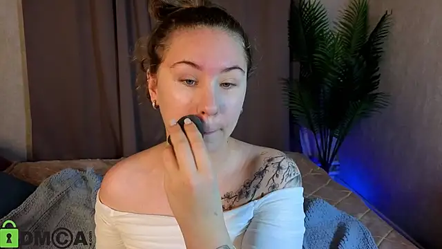 Elsie Cutties online show from 01-17-26, 01:09