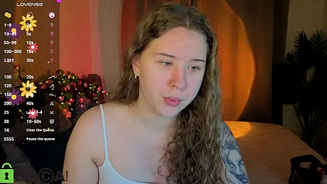 Elsie Cutties online show from 03-26-26, 01:04