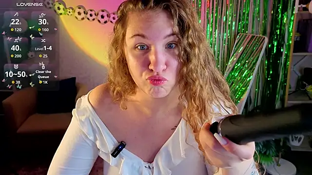 Elsie Cutties online show from 07-19-26, 01:03