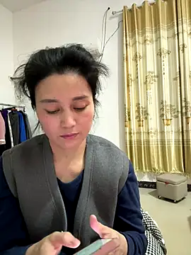 aoyo66 online show from 11-24-25, 12:27