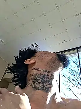 Snapshot of Painstickwes chatting on 03-01-26, 02:06 Painstickwes online show from 03-01-26, 02:06