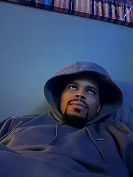 Snapshot of Painstickwes chatting on 02-21-26, 07:43 Painstickwes online show from 02-21-26, 07:43