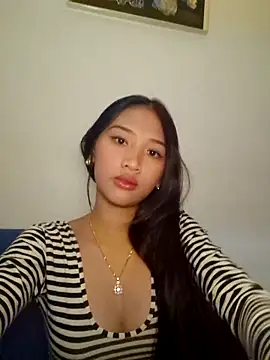 Bunny72772 online show from 10-12-25, 03:46