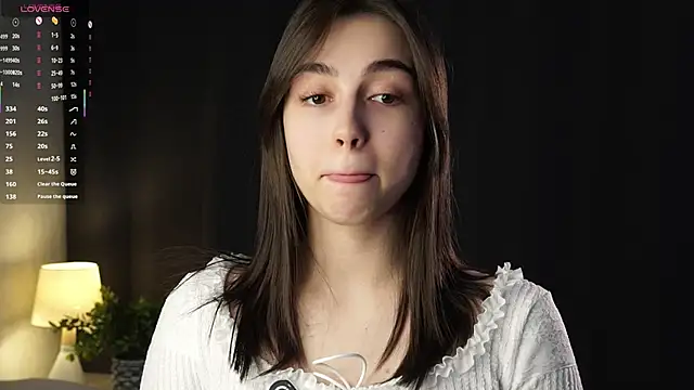 LettySlovacek online show from 03-18-26, 02:58