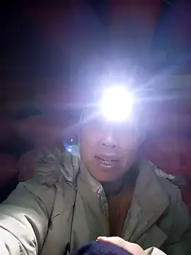 Snapshot of vtmbae chatting on 02-20-26, 06:26 vtmbae online show from 02-20-26, 06:26