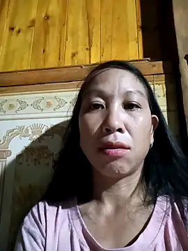 Snapshot of vtmbae chatting on 10-11-25, 09:49 vtmbae online show from 10-11-25, 09:49