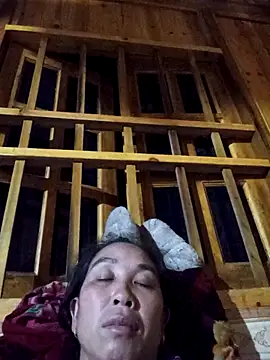 Snapshot of vtmbae chatting on 02-25-26, 06:08 vtmbae online show from 02-25-26, 06:08