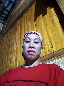 Snapshot of vtmbae chatting on 10-20-25, 10:38 vtmbae online show from 10-20-25, 10:38