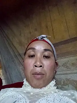 Snapshot of vtmbae chatting on 02-23-26, 12:50 vtmbae online show from 02-23-26, 12:50