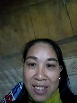 Snapshot of vtmbae chatting on 02-17-26, 11:57 vtmbae online show from 02-17-26, 11:57