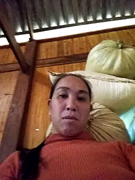 Snapshot of vtmbae chatting on 02-15-26, 07:51 vtmbae online show from 02-15-26, 07:51