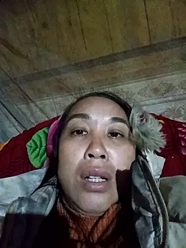 Snapshot of vtmbae chatting on 01-18-26, 10:35 vtmbae online show from 01-18-26, 10:35