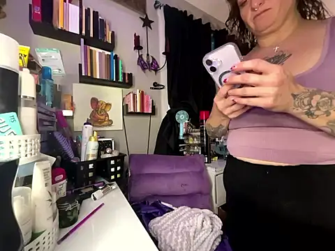 88heygirlhey88 online show from 01-12-26, 06:04