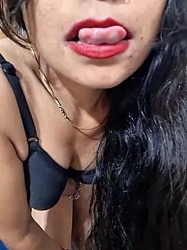 Snapshot of Soni_cute86526 chatting on 06-03-26, 04:46 Soni cute86526 online show from 06-03-26, 04:46