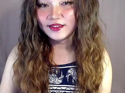 Snapshot of Eyes-on-me chatting on 11-03-25, 05:49 Eyes-on-me online show from 11-03-25, 05:49