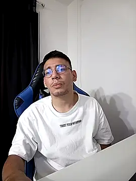 marcuswildx online show from 09-23-25, 11:34