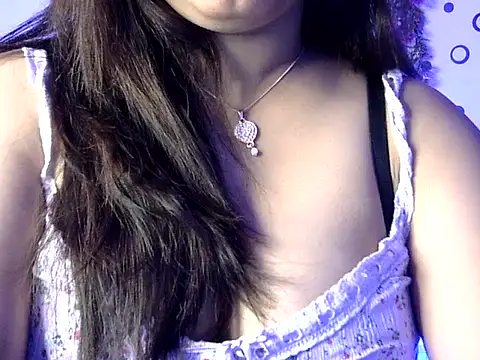 Aaliya02 online show from 04-22-26, 09:27